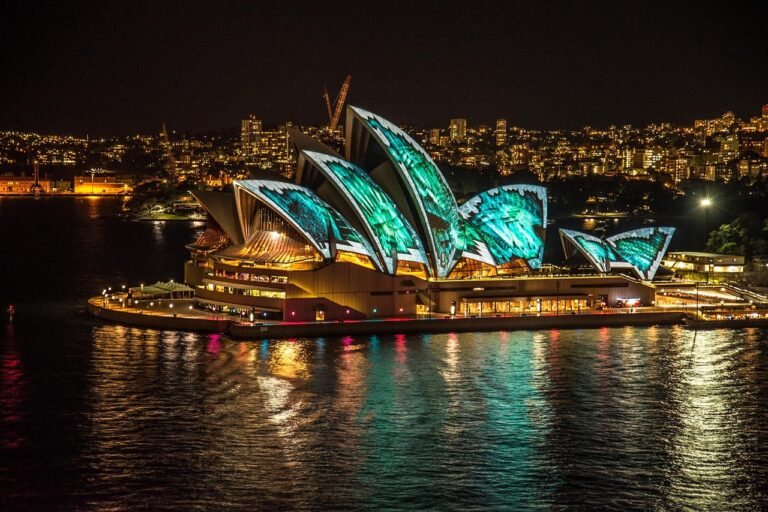 sydney-opera-house-373144_1280